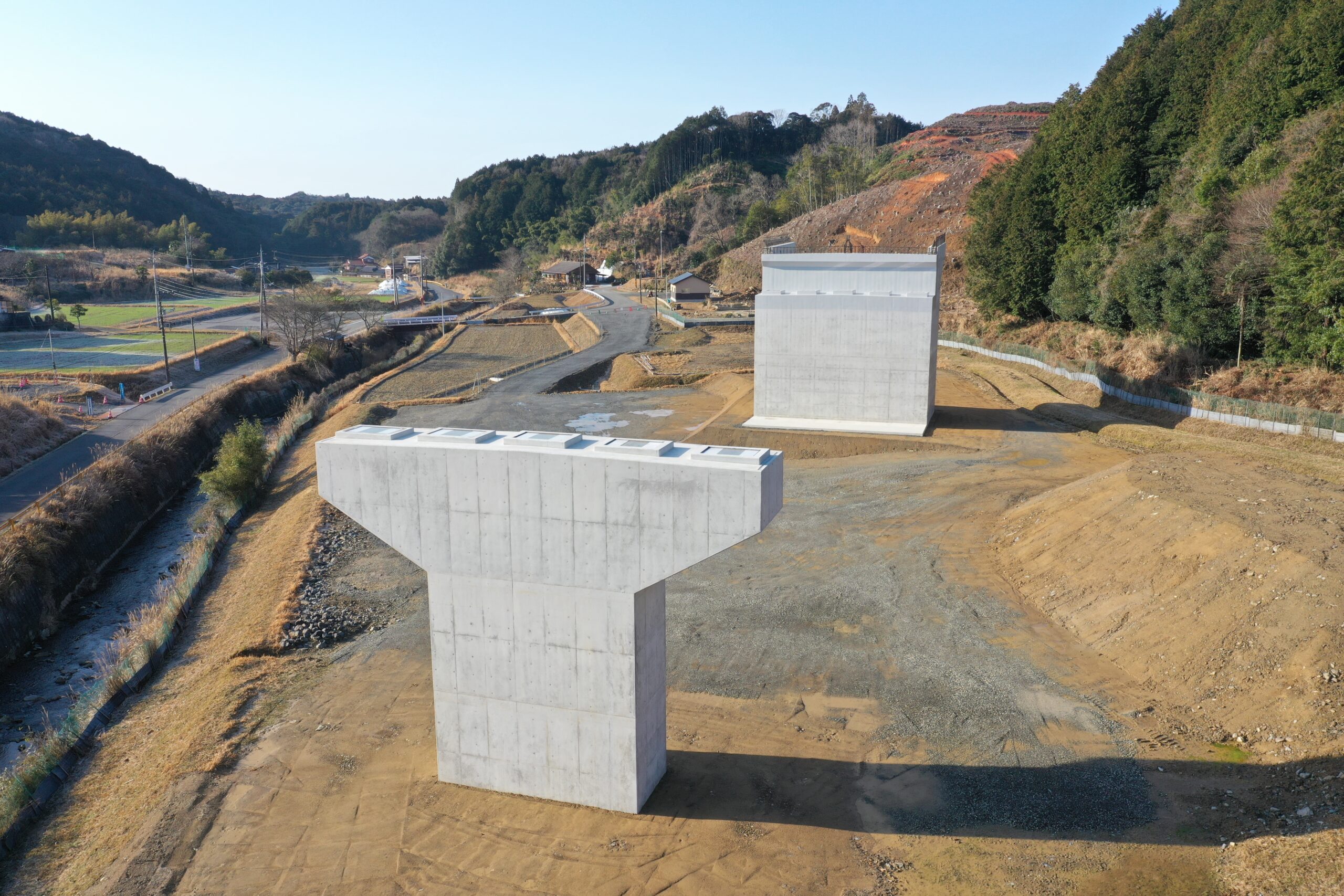 令和4年度俵山・豊田道路稲見川橋第1下部工事